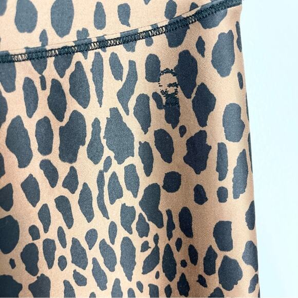 Good American Core Power Athletic Leggings in Cheetah Women’s size S - Picture 3 of 8